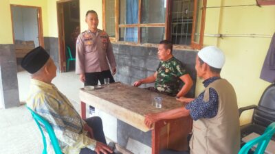 Polsek Rangkasbitung Polres Lebak Temui Tokoh Masyarakat di Kantor Desa Aweh Polsek Rangkasbitung Polres Lebak Temui Tokoh Masyarakat di Kantor Desa Aweh