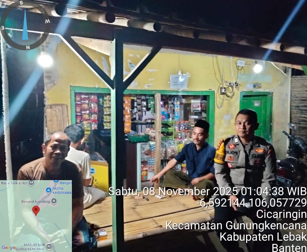 ANGGOTA POLSEK GUNUNGKENCANA LAKSANAKAN PATROLI MALAM DAN AJAK WARGA JAGA KAMTIBMAS