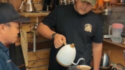 Ngopi di Kebun Kopi, Bupati M. Syukur: di Kerinci Ada Arabika, di Merangin Ada Robusta, Kerinci Oke Punya, Merangin Luar Biasa