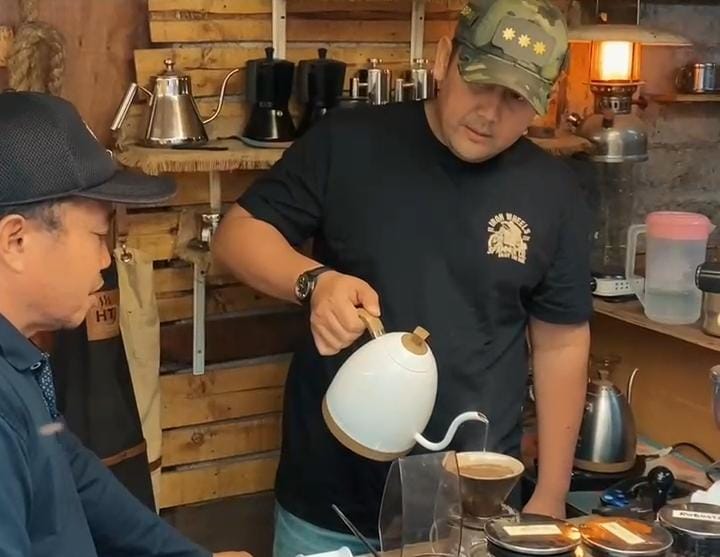 Ngopi di Kebun Kopi, Bupati M. Syukur: di Kerinci Ada Arabika, di Merangin Ada Robusta, Kerinci Oke Punya, Merangin Luar Biasa