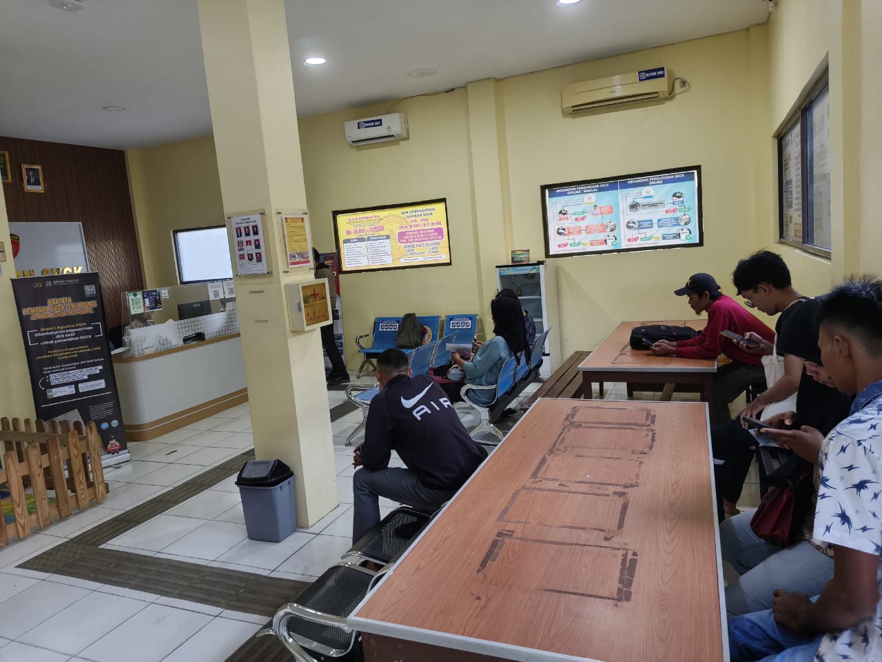 Kasihumas Polres Lebak : Tak Perlu ke Daerah Asal, Warga Kini Bisa Cetak SKCK di Polres Terdekat