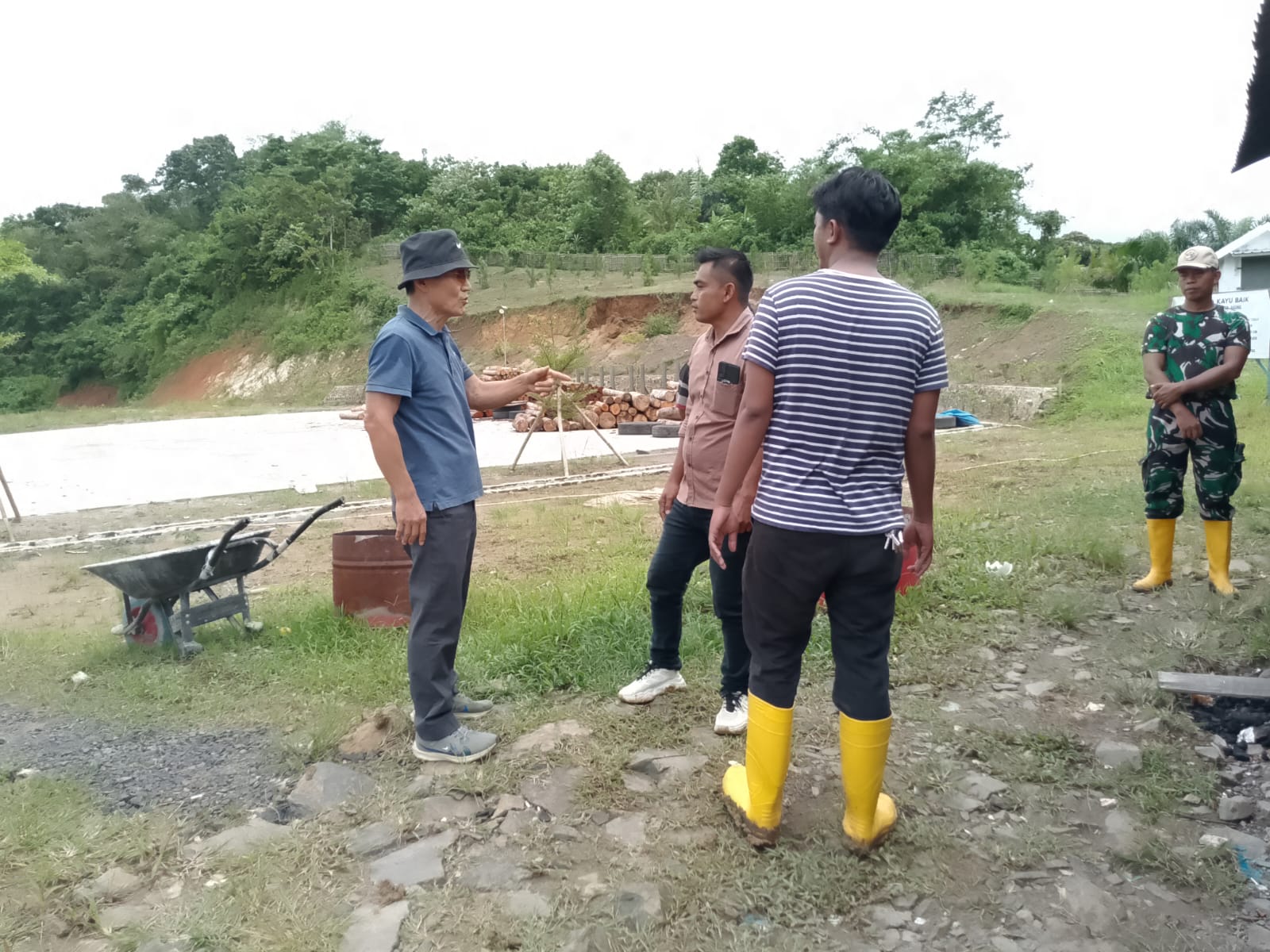 Tindakan Intimidasi Dan Penghinaan Terhadap Wartawan Dan Terhadap Kepala Desa Pasindangan Menuai Sorotan Publik.