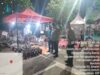 Anggota Polsek Rangkasbitung Polres Lebak Sapa Penjaga Stand Di Festival Litelasi di Alun Alun Rangkasbitung