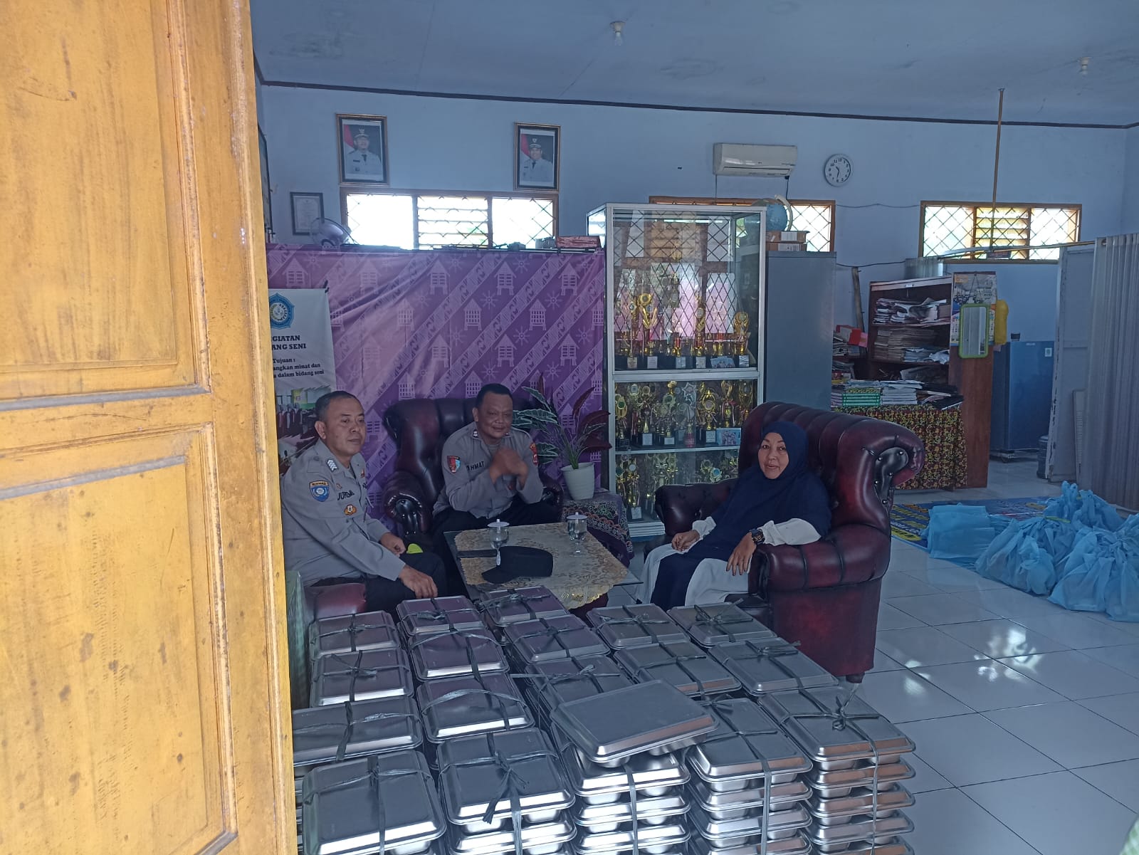 Ps.Kanit Provos Polsek Rangkasbitung Polres Lebak Giat Patroli dan Temui Kepsek SDN 2 Pabuaran