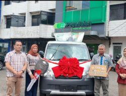 Nasabah Pegadaian Cabang Bekasi Timur Berhasil Raih Satu Unit Grand Max Pada Program Badai Emas Pegadaian 2025