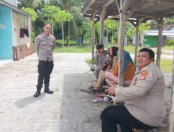 Polsek Rangkasbitung Polres Lebak Melaksanakan Patroli Ke Pemukiman Warga di Kampung Batu Beulah