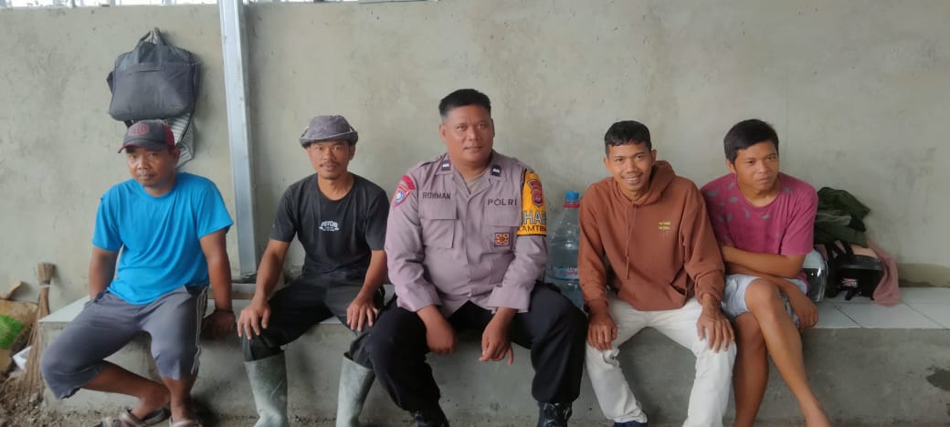 Untuk Mempererat Tali Silaturahmi Bhabinkamtibmas Polsek Maja Polres Lebak Laksanakan Sambang