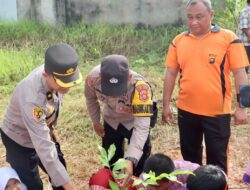 Polres Sarolangun Gelar Penanaman Pohon Serentak, Peringatan Hari Pohon Nasional