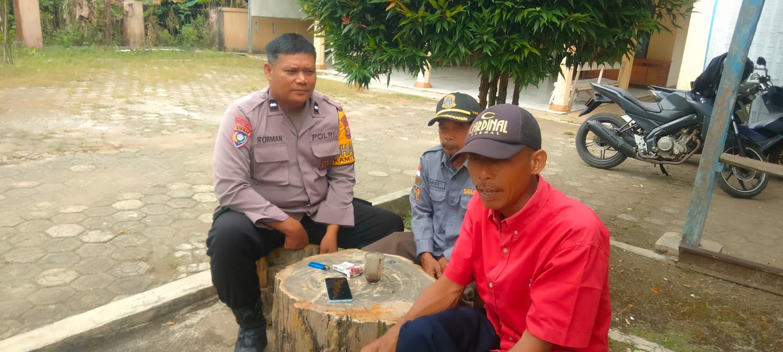 Untuk Mempererat Tali Silaturahmi Bhabinkamtibmas Polsek Maja Polres Lebak Laksanakan Sambang