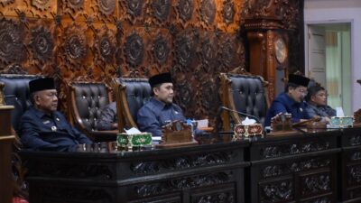Jawab Pandangan Fraksi, Bupati M. Syukur Jabarkan Kondisi APBD Merangin Tahun 2026 Jawab Pandangan Fraksi, Bupati M. Syukur Jabarkan Kondisi APBD Merangin Tahun 2026