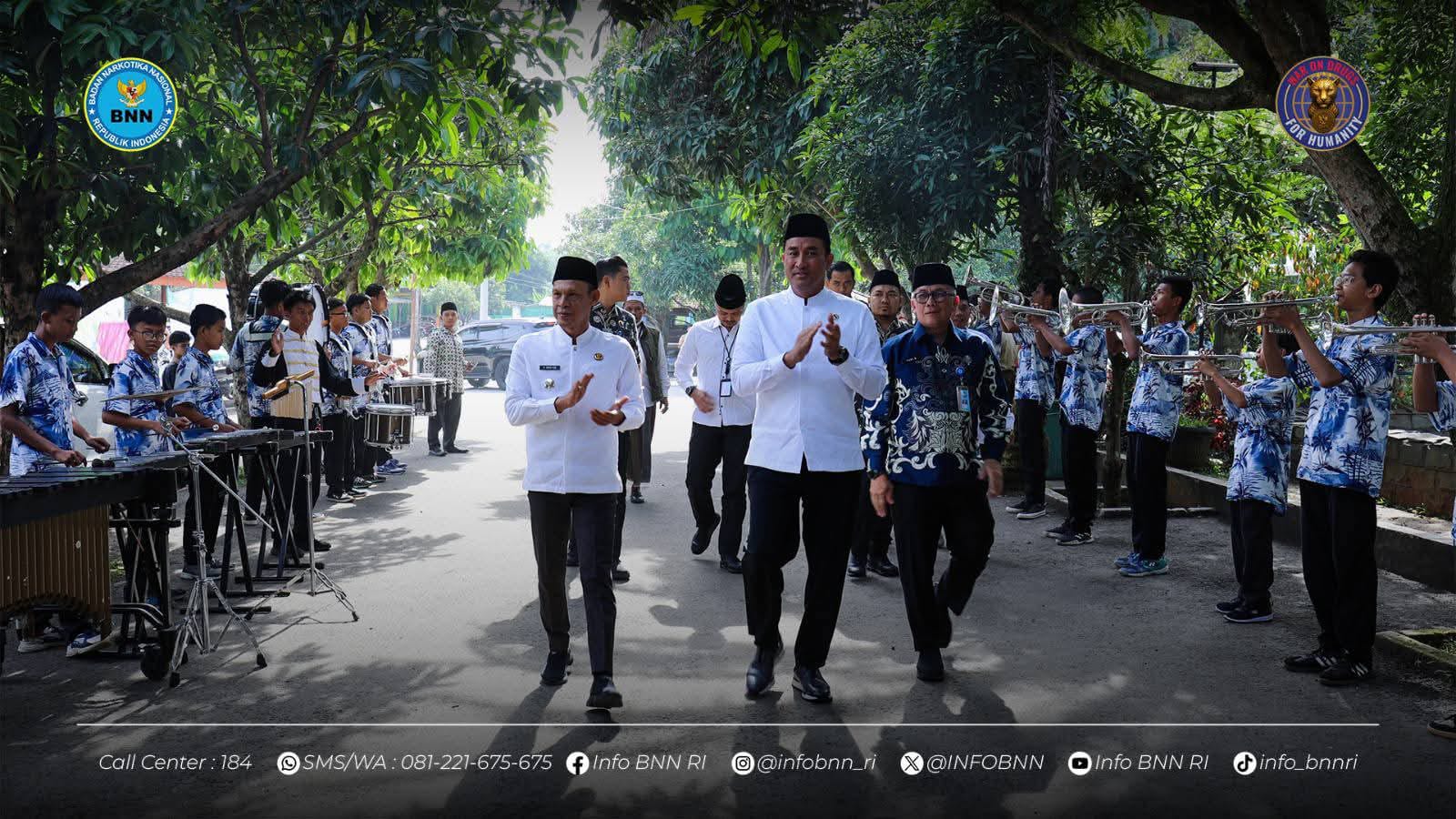 WASPADA NARKOBA DI LINGKUNGAN PESANTREN, KEPALA BNN RI EDUKASI SIVITAS AKADEMIKA UMMUL QURO