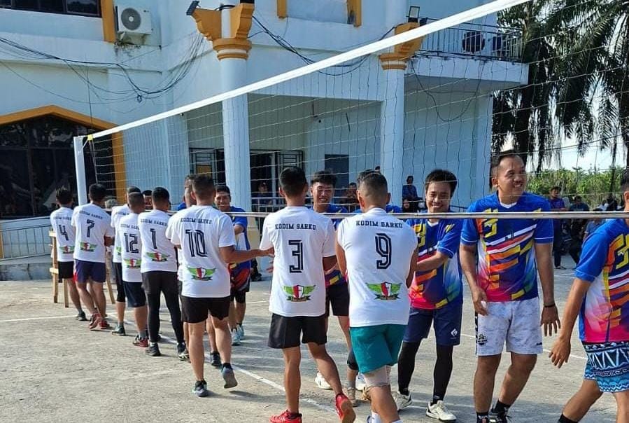 Pertandingan Turnamen Bola Voli HUT ke-76 Kabupaten Merangin