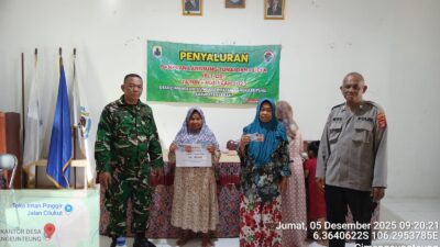 Kanit Binmas Polsek Rangkasbitung dan Babinsa Monitoring Penyaluran BLT DD Desa Cimangeunteng