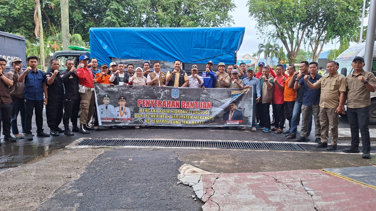 Bupati dan Wakil Bupati Merangin Kawal dan Serahkan Langsung Bantuan Kemanusiaan untuk Korban Bencana Sumbar