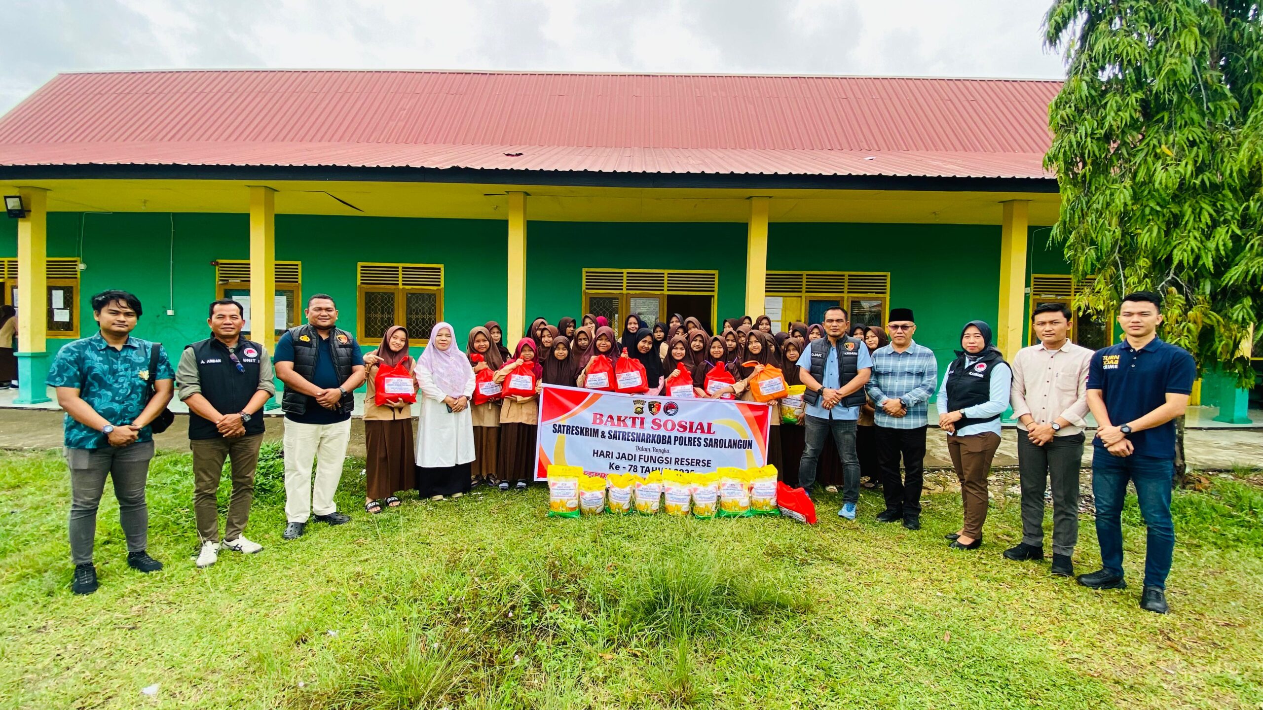 Hari Jadi Reserse Polri ke-78 , Satuan Reserse dan Reserse Narkoba Polres Sarolangun wujud komitmen Polri dalam mendukung pendidikan dan kesejahteraan masyarakat