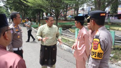 REKAYASA LALULINTAS, Bupati Beserta Kapolres Merangin Merangin Tinjau Ruas Median Jalan yang akan di Tutup menjelang OPS Lilin 2025 REKAYASA LALULINTAS, Bupati Beserta Kapolres Merangin Merangin Tinjau Ruas Median Jalan yang akan di Tutup menjelang OPS Lilin 2025