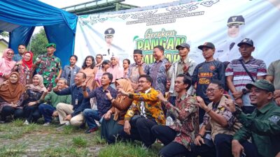 Dukung Program Pemerintah Daerah, Babinsa Drajat Monitoring Gerakan Pangan Murah di Kota Cirebon Dukung Program Pemerintah Daerah, Babinsa Drajat Monitoring Gerakan Pangan Murah di Kota Cirebon