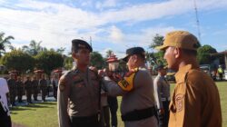 Bupati Sarolangun dan Kapolres Pimpin Apel Gelar Pasukan Ops Kepolisian Terpusat ‘Lilin 2025 Bupati Sarolangun dan Kapolres Pimpin Apel Gelar Pasukan Ops Kepolisian Terpusat ‘Lilin 2025