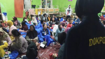 Biddokkes Polda Banten Hadir di Tengah Bencana, Berikan Layanan Kesehatan bagi Korban Banjir