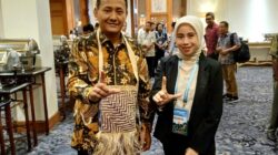 Kesatuan sesepuh adat Cisitu Banten kidul mengikuti lokakarya Nasional. Kesatuan sesepuh adat Cisitu Banten kidul mengikuti lokakarya Nasional.