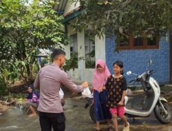 Ditsamapta Polda Banten Salurkan Bantuan bagi Masyarakat Terdampak Banjir di Padarincang
