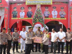 Pastikan Kesiapan Personil, Kapolres Sarolangun Cek Pos Yan dan Pos Pam Natal dan Tahun Baru 2026 Kabupaten Sarolangun.