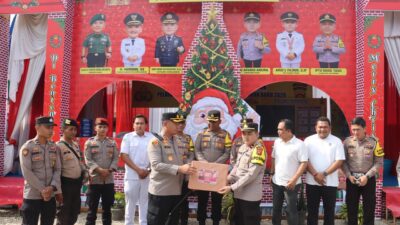 Pastikan Kesiapan Personil, Kapolres Sarolangun Cek Pos Yan dan Pos Pam Natal dan Tahun Baru 2026 Kabupaten Sarolangun.