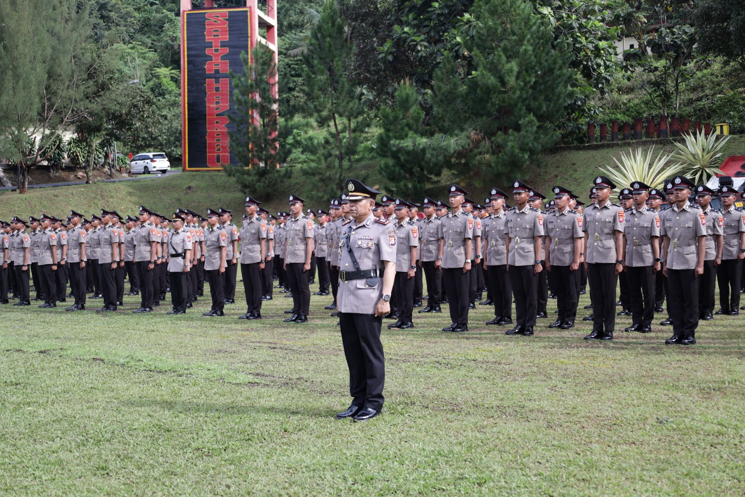 Upacara Penutupan Pendidikan Bintara Polri TA 2025, Kapolda Banten Beri Pesan Pengabdian