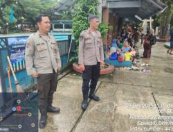 Anggota Pospam Polsek Rangkasbitung Polres Lebak Pantau Pengunjung Obyek Wisata Kolam Renang