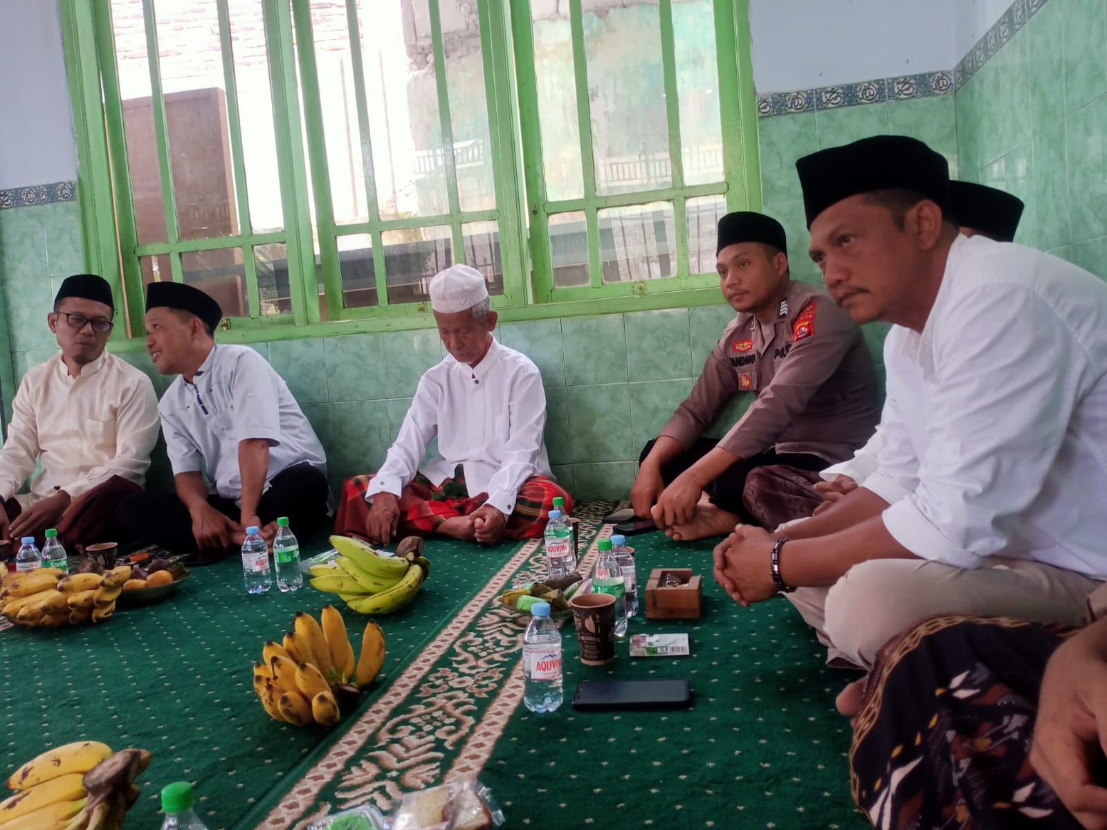 Bhabinkamtibmas Polsek Cimarga Polres Lebak Hadiri Pengajian Ulama dan Umaro Di Desa Margajaya Cimarga