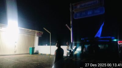 Anggota Polsek Leuwidamar Polres Lebak, Patroli Malam Hari Guna Mencegah Gangguan Kamtibmas.