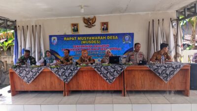 Bhabinkamtibmas Polsek Rangkasbitung Polres Lebak Hadiri Musdes APBDes T.A 2026 Desa Pabuaran