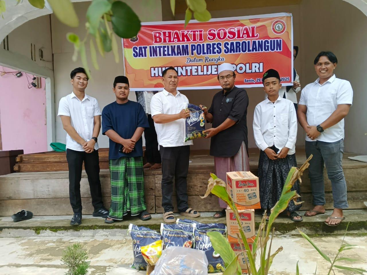 Peringati Hari Jadi Fungsi Intelkam Polri, Sat Intelkam Polres Sarolangun Gelar Bakso di Ponpes Gunung Jati Siliwangi.*