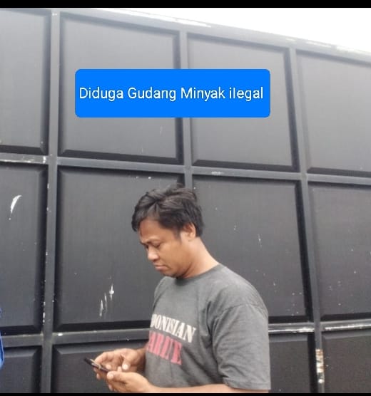 Wow !! Aktifitas Gudang Penimbunan BBM Bersubsidi Jenis Solar Diduga Milik Oknum TNI AL 