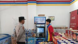KSPKT I Polsek Rangkasbitung Polres Lebak Patroli Ke Pertokoan Indomart Sekaligus Cek Mesin ATM