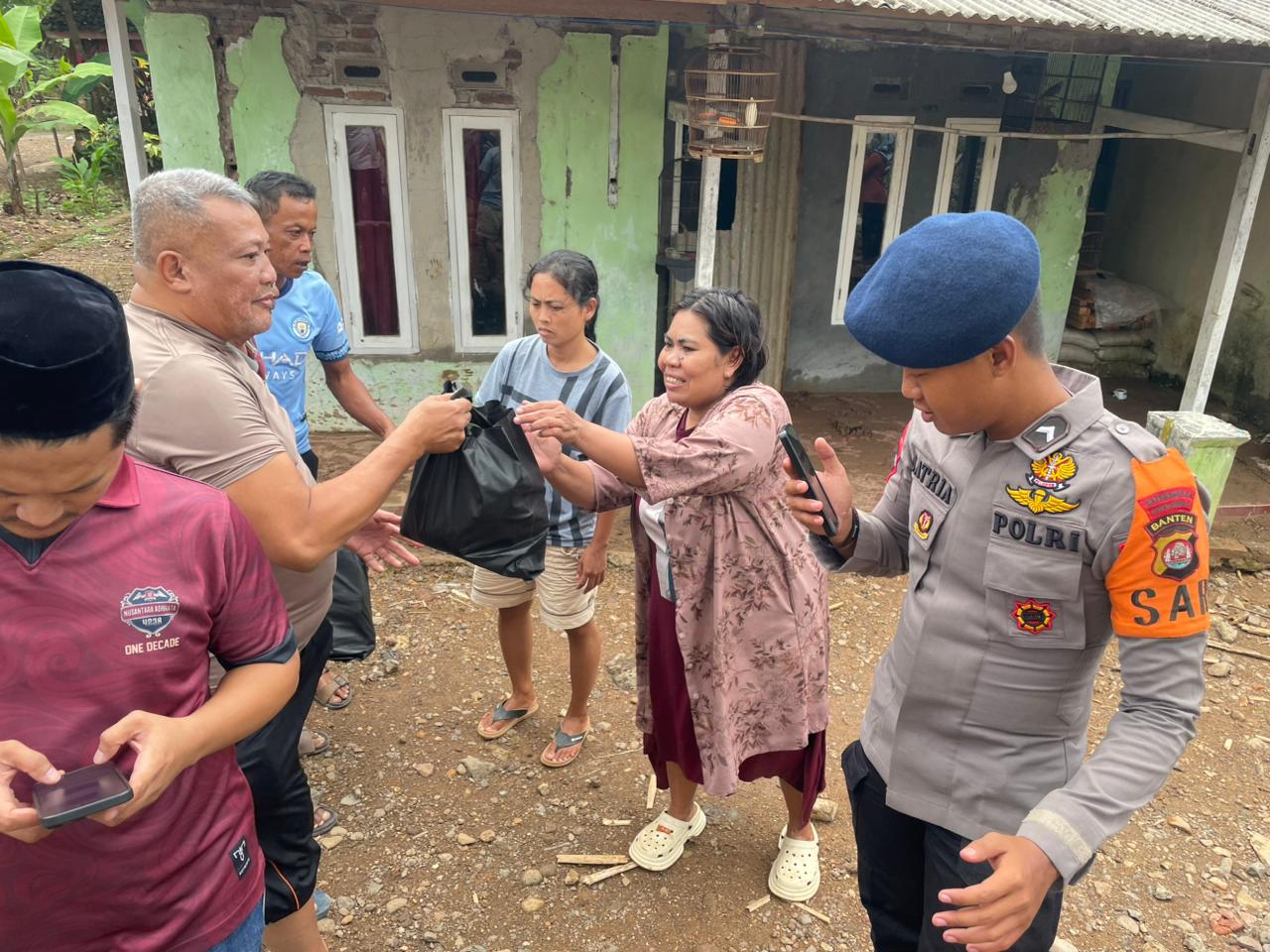 Polda Banten: Sinergi Kemanusiaan untuk Warga Padarincang