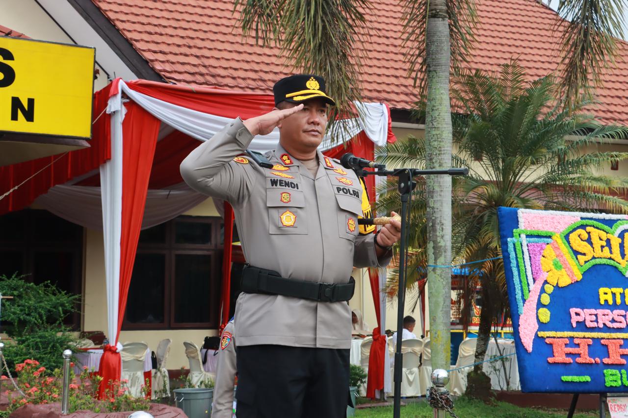 42 Personel Polres Sarolangun Naik Pangkat, Kapolres Tegaskan Kenaikan Pangkat Adalah Amanah dan Tanggung Jawab.