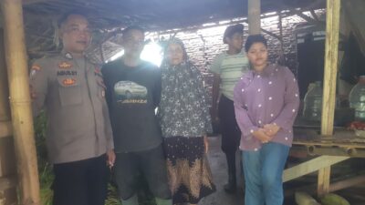 Bhabinkamtibmas Polsek Rangkasbitung Polres Lebak Sambangi Warga Kampung Babakan