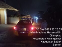 Personil Polsek Rangkasbitung Polres Lebak Melaksnakan Giat Patroli Dialogos Ke Seputaran Jalan Maulana Hasanudin