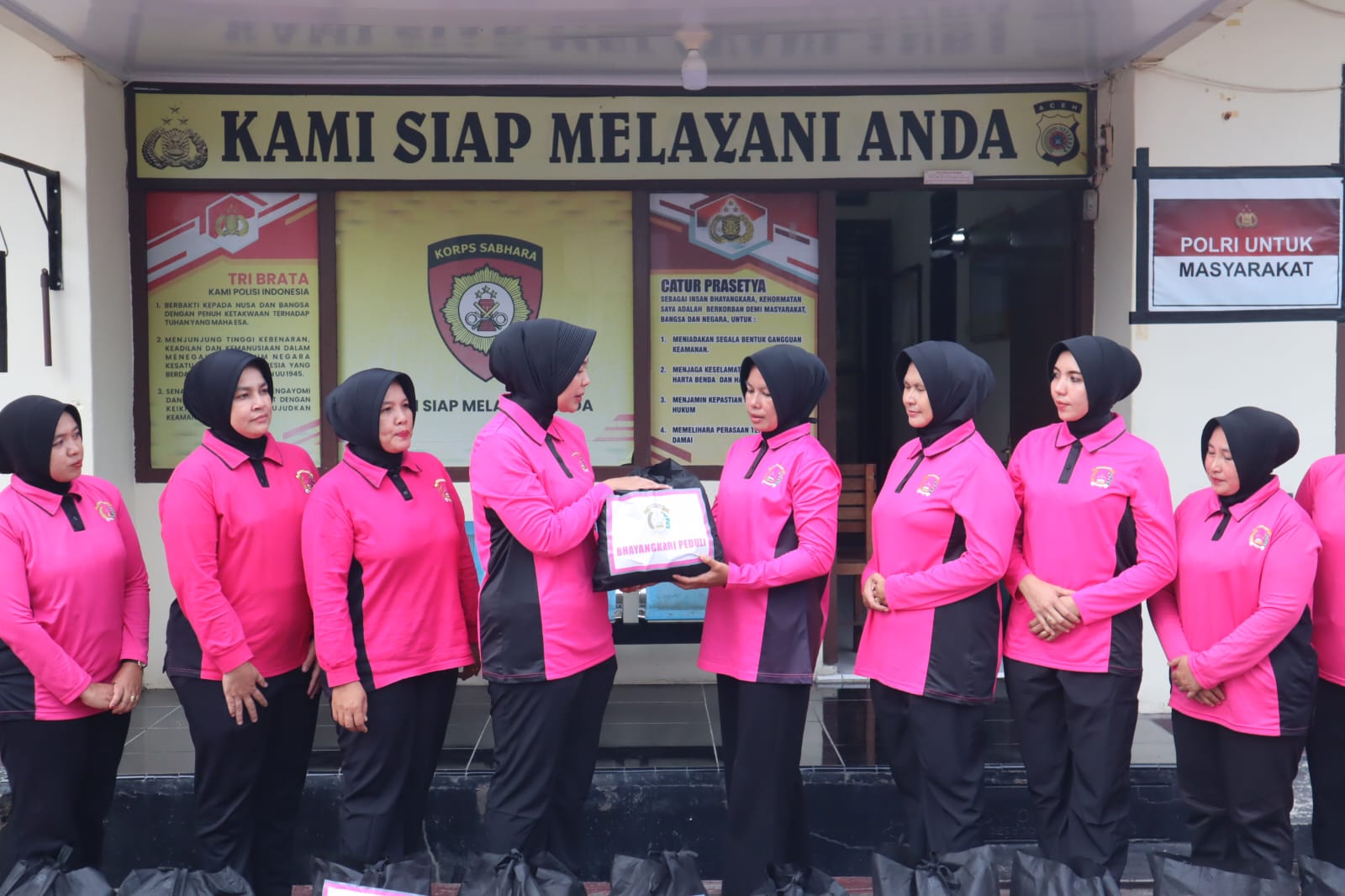 Ketua Bhayangkari Cabang Aceh Tengah Kunjungi Bhayangkari Polsek, Ingatkan Peran Istri Dukung Tugas Suami