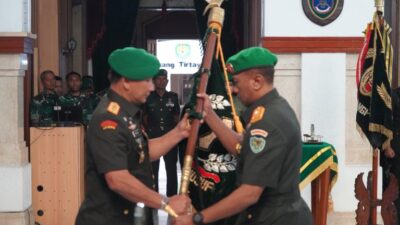 Pangdam III/Slw Pimpin Sertijab Pejabat Kodam Pangdam III/Slw Pimpin Sertijab Pejabat Kodam