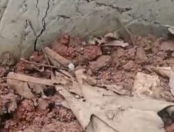 Proyek Peningkatan Kawasan Permukiman di Desa Curugpanjang Disorot, Rabat Beton Diduga Alami Gagal Konstruksi