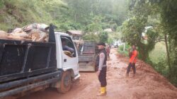 Respon Cepat Polisi dan TNI di Aceh Tengah, Longsor Susulan di Jalur Takengon–Bintang Berhasil Ditangani Respon Cepat Polisi dan TNI di Aceh Tengah, Longsor Susulan di Jalur Takengon–Bintang Berhasil Ditangani