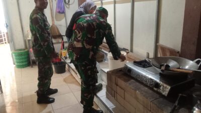 Babinsa bekerjasama Dengan Petugas Kesehatan Galakan Gerakan PSN