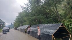 POLRI Hadir di Tengah Aksi Kemanusiaan, Bantu Pembangunan Tenda Darurat Korban Banjir dan Longsor di Aceh Tengah