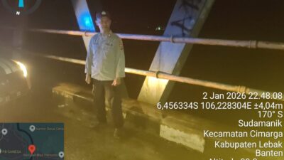 Antisipasi Banjir, Polsek Cimarga Polres Lebak Cek Debit Air Kp. Jampang Desa Sudamanik Antisipasi Banjir, Polsek Cimarga Polres Lebak Cek Debit Air Kp. Jampang Desa Sudamanik