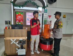 Satbinmas Polresta Soetta Imbau Petugas Wrapping Bagasi Patuhi Ketentuan