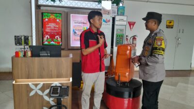 Satbinmas Polresta Soetta Imbau Petugas Wrapping Bagasi Patuhi Ketentuan