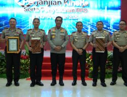 Raih Predikat WBK dan Penghargaan Kapolda Sulsel, Kapolres Sinjai Torehkan Prestasi Membanggakan.