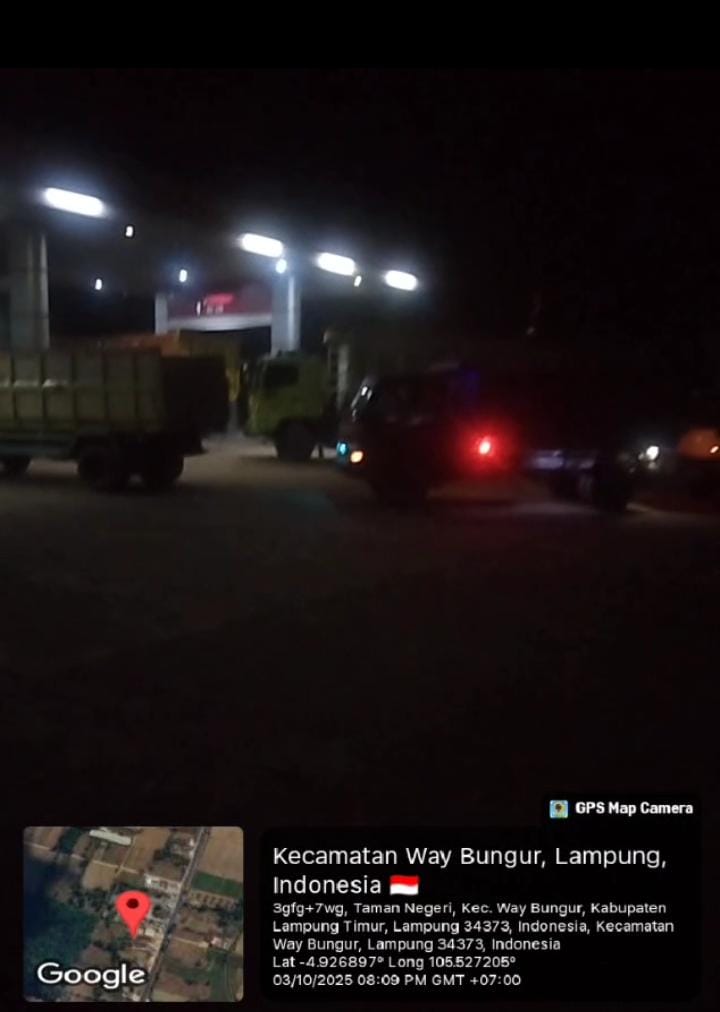 Pengawas SPBU 24.34.194 Lampung Timur Bekerja Sama Mafia ( Pelangsir ) Minyak Subsidi BBM Jenis Solar Diduga Kebal Hukum Warga Minta Kapolda Lampung Tindak Tegas !! 